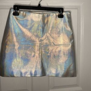 Holographic Skirt